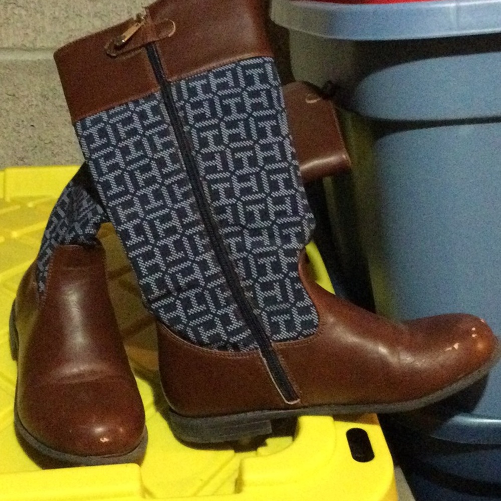 Tommy Hilfiger dress boot